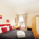 The Rodney Hotel
