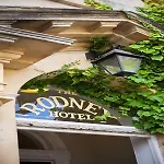 Hotel The Rodney