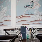 The Rodney Hotel