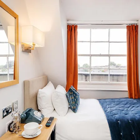 The Rodney 3* Bristol