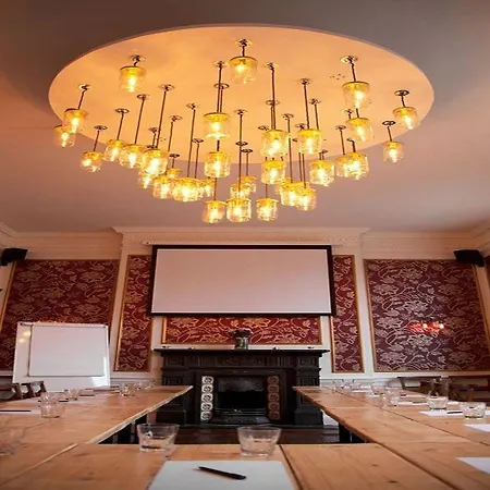 The Rodney ブリストル